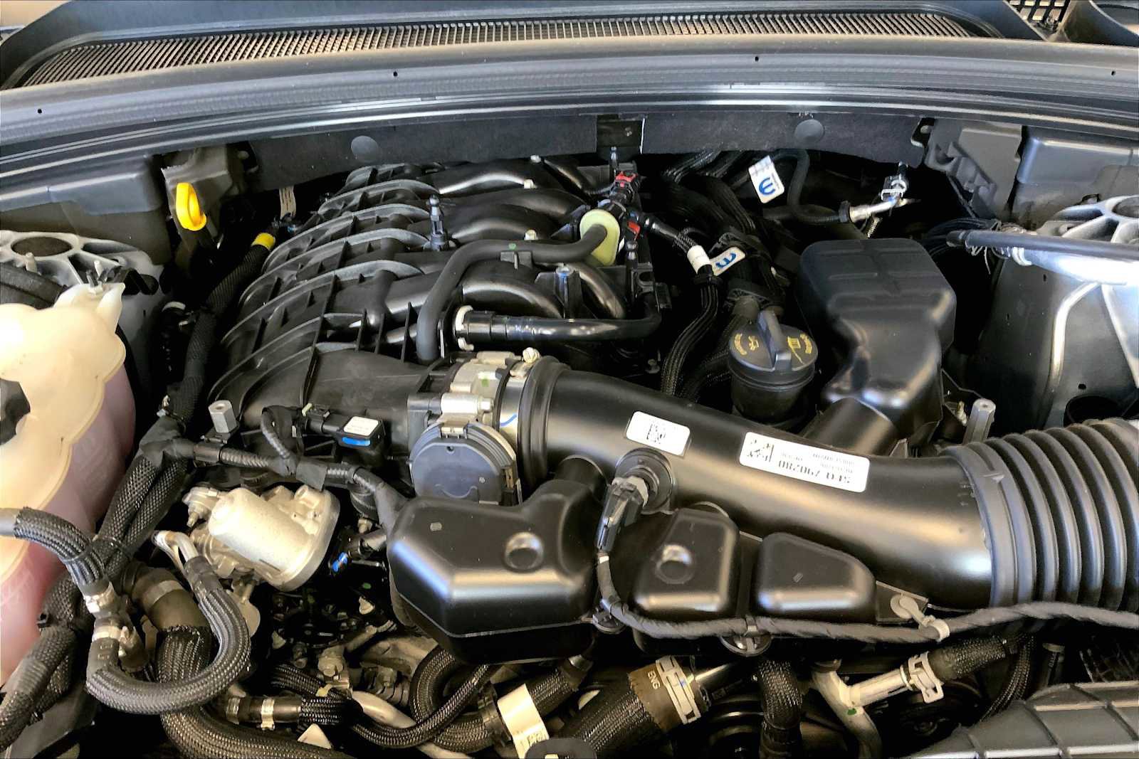 Used 2024 Jeep Grand Cherokee Laredo X w/ Trailer Tow Package image 30