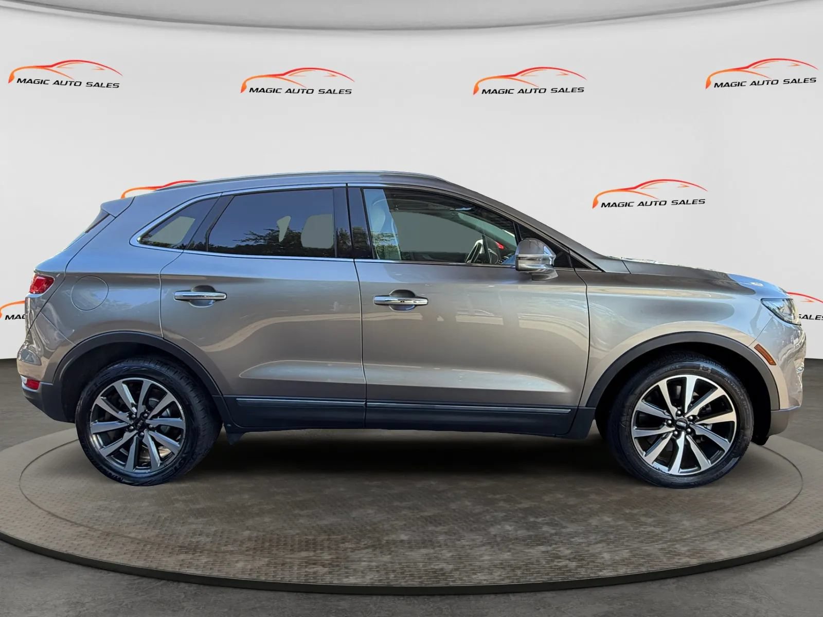 Used 2019 Lincoln MKC Reserve AWD/4WD image 6