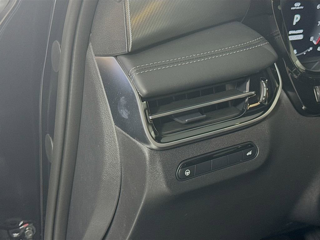 Certified 2026 INFINITI QX60 Luxe w/ Cargo Package image 12