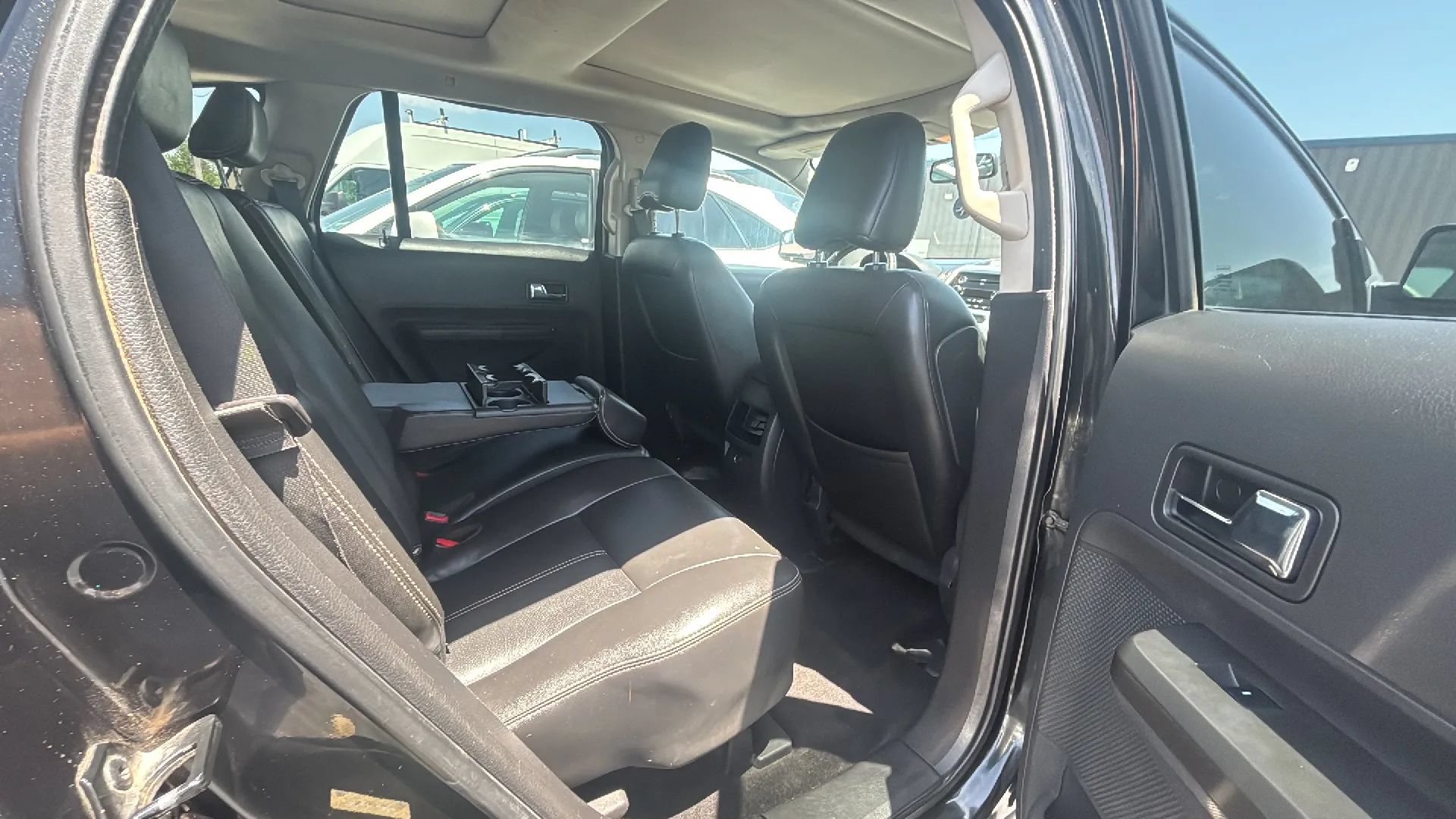 Used 2010 Ford Edge SEL FWD image 5