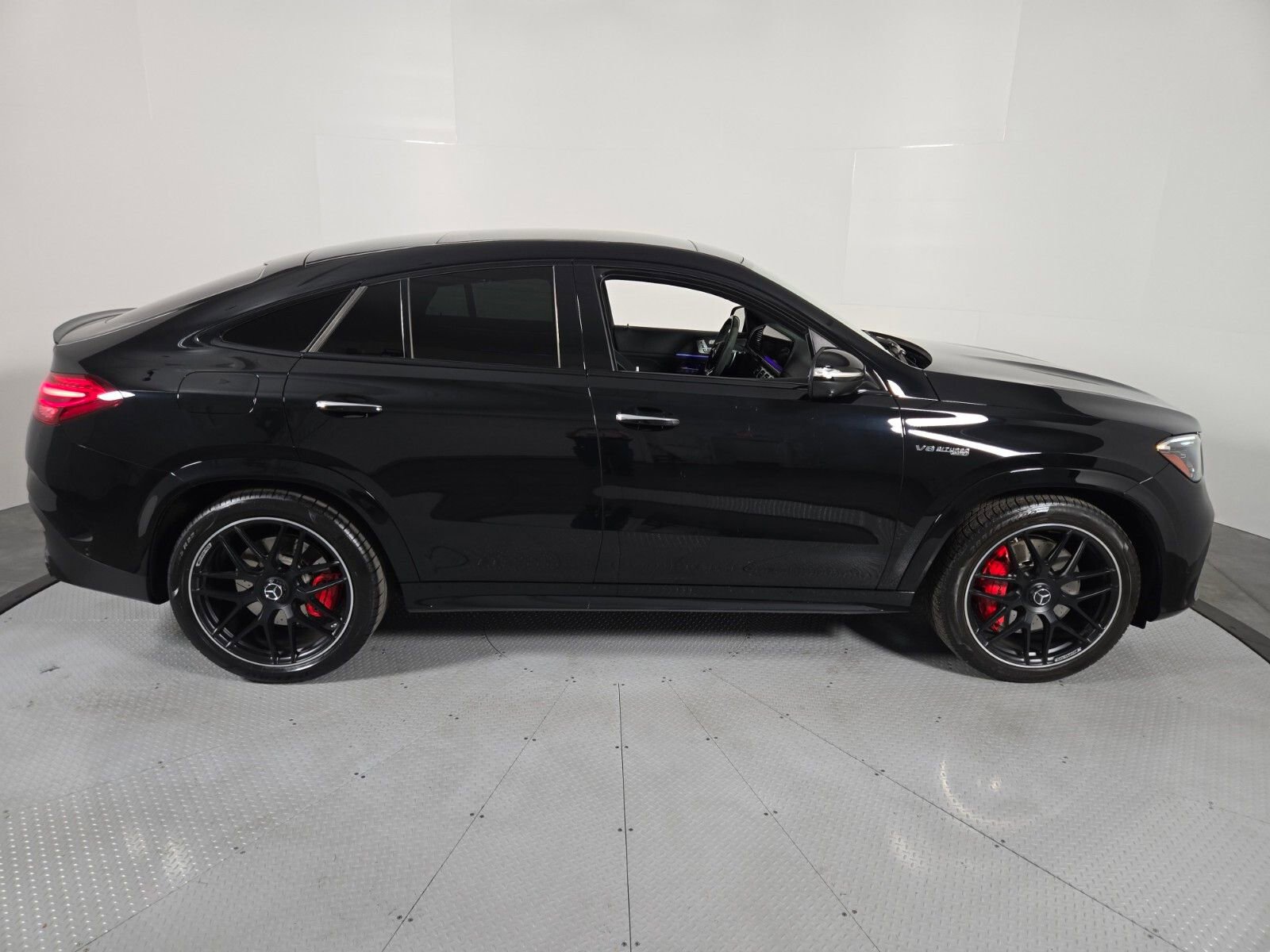 Used 2024 Mercedes-Benz GLE 63 AMG S image 6