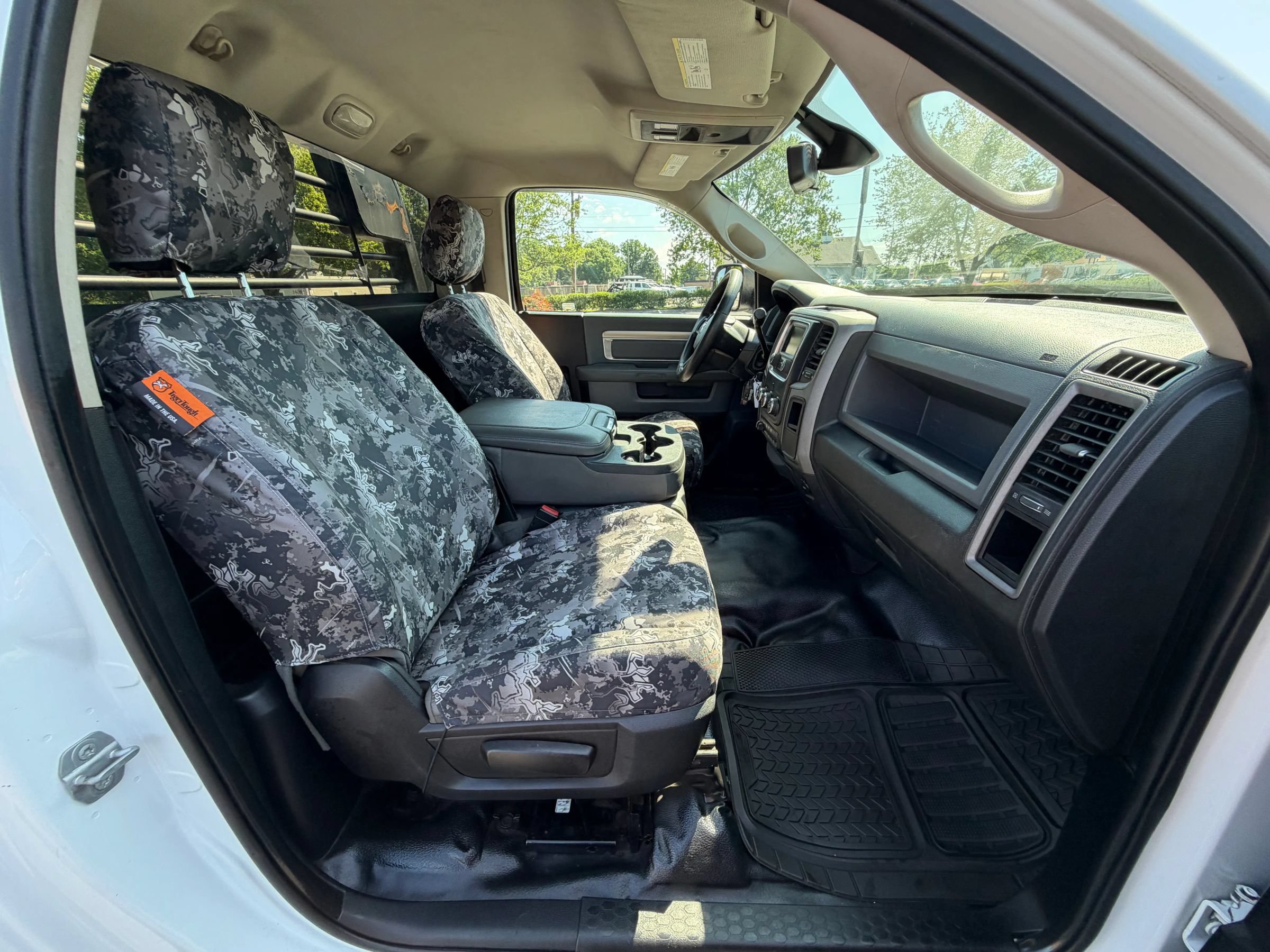 Used 2015 RAM 3500 Tradesman w/ Power & Remote Entry Group AWD/4WD image 17