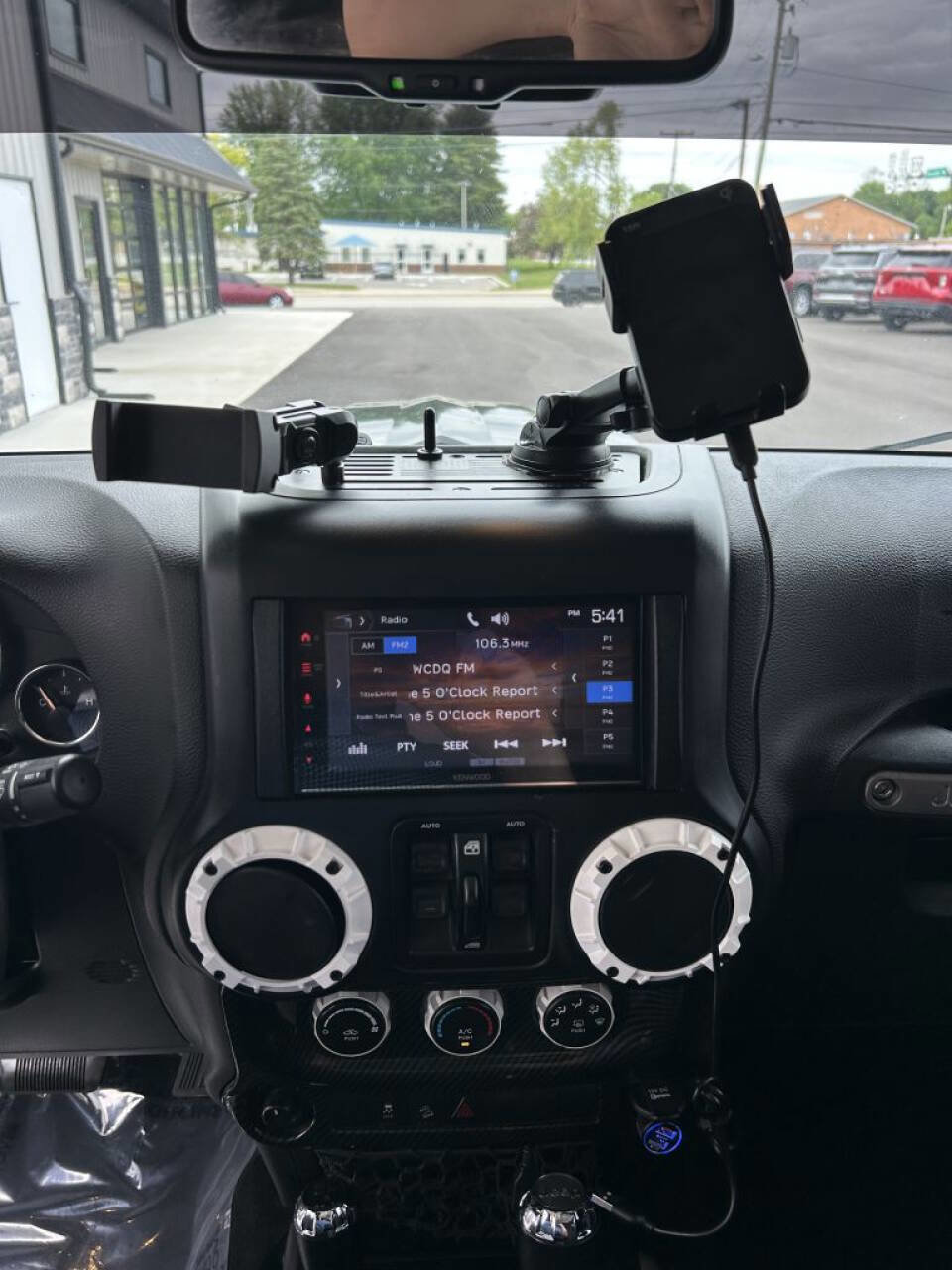 Used 2016 Jeep Wrangler Unlimited Sport w/ Quick Order Package 24S AWD/4WD image 15