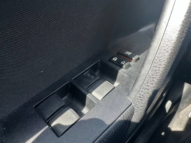 Used 2016 Toyota Corolla LE FWD image 22