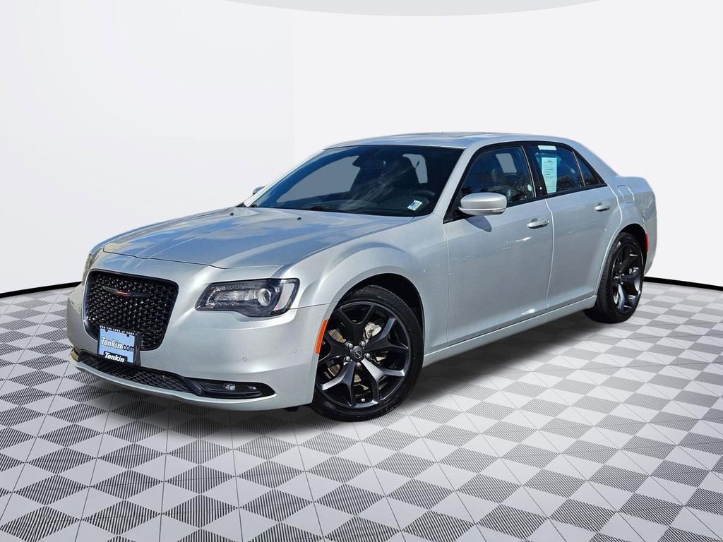 Used 2023 Chrysler 300 S image 2
