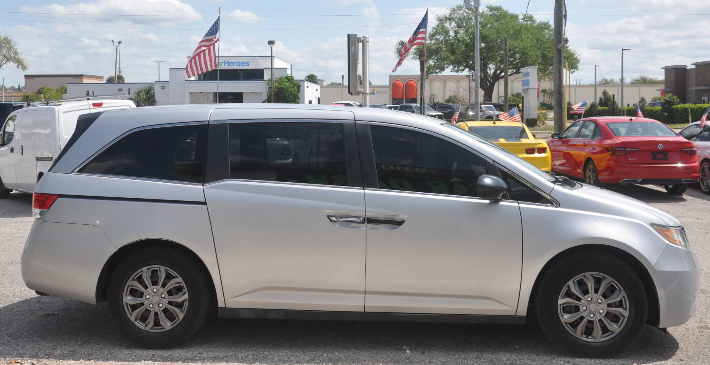 Used 2014 Honda Odyssey LX image 10