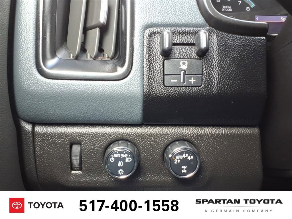 Used 2022 Chevrolet Colorado Z71 w/ Safety Package image 30
