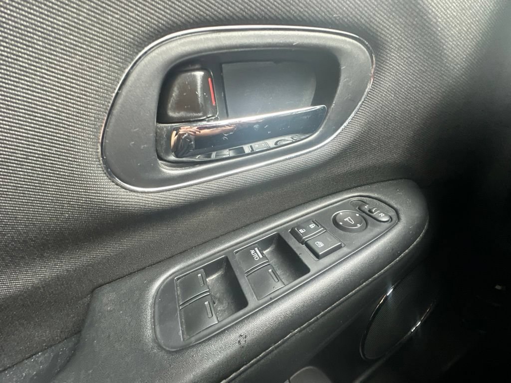 Used 2022 Honda HR-V EX image 6
