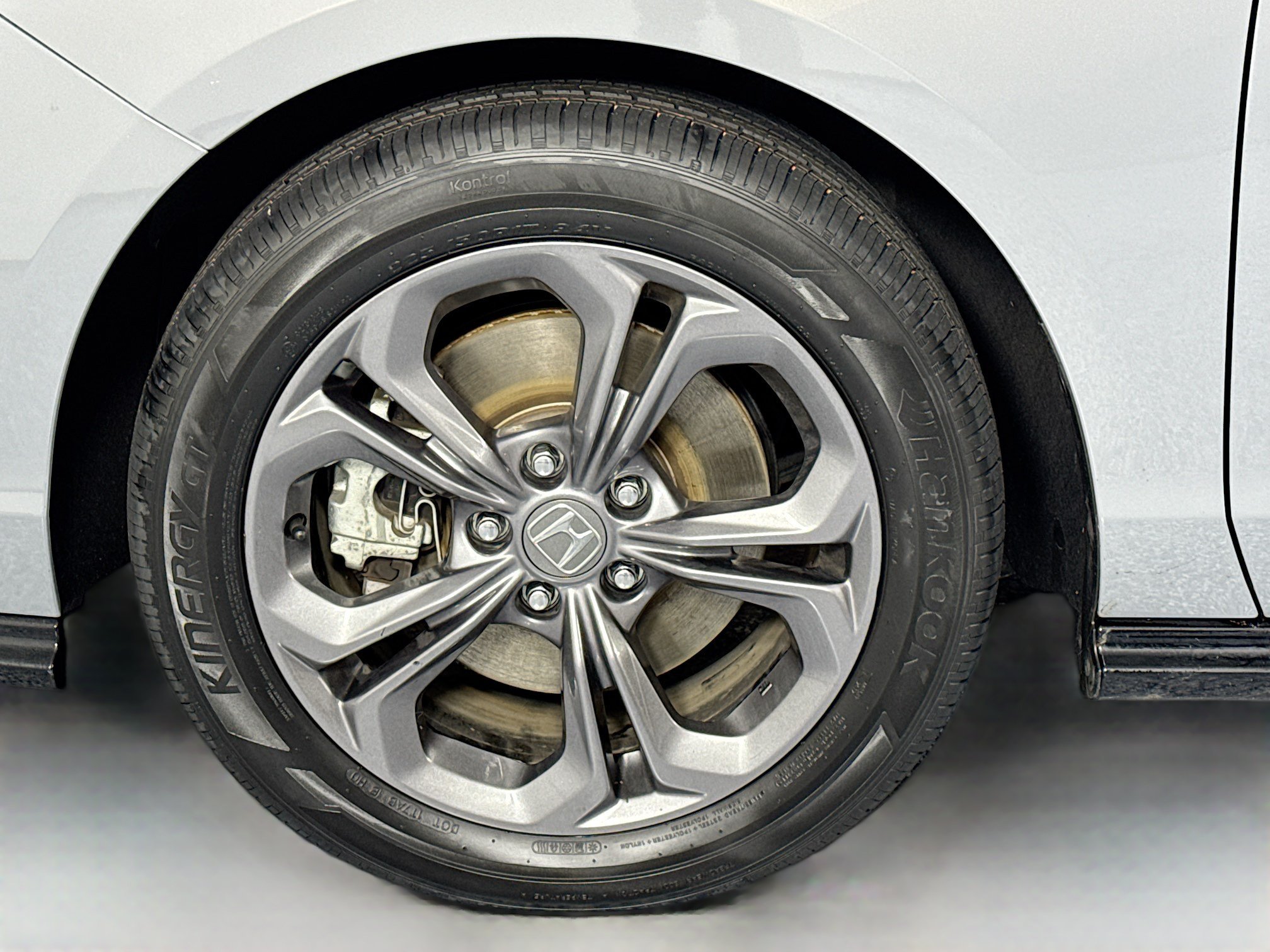 Certified 2024 Honda Accord EX-L image 30