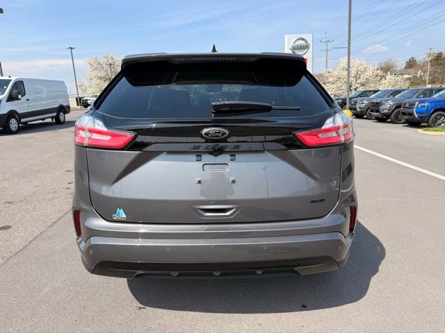 Used 2024 Ford Edge SE w/ Black Appearance Package AWD/4WD image 6