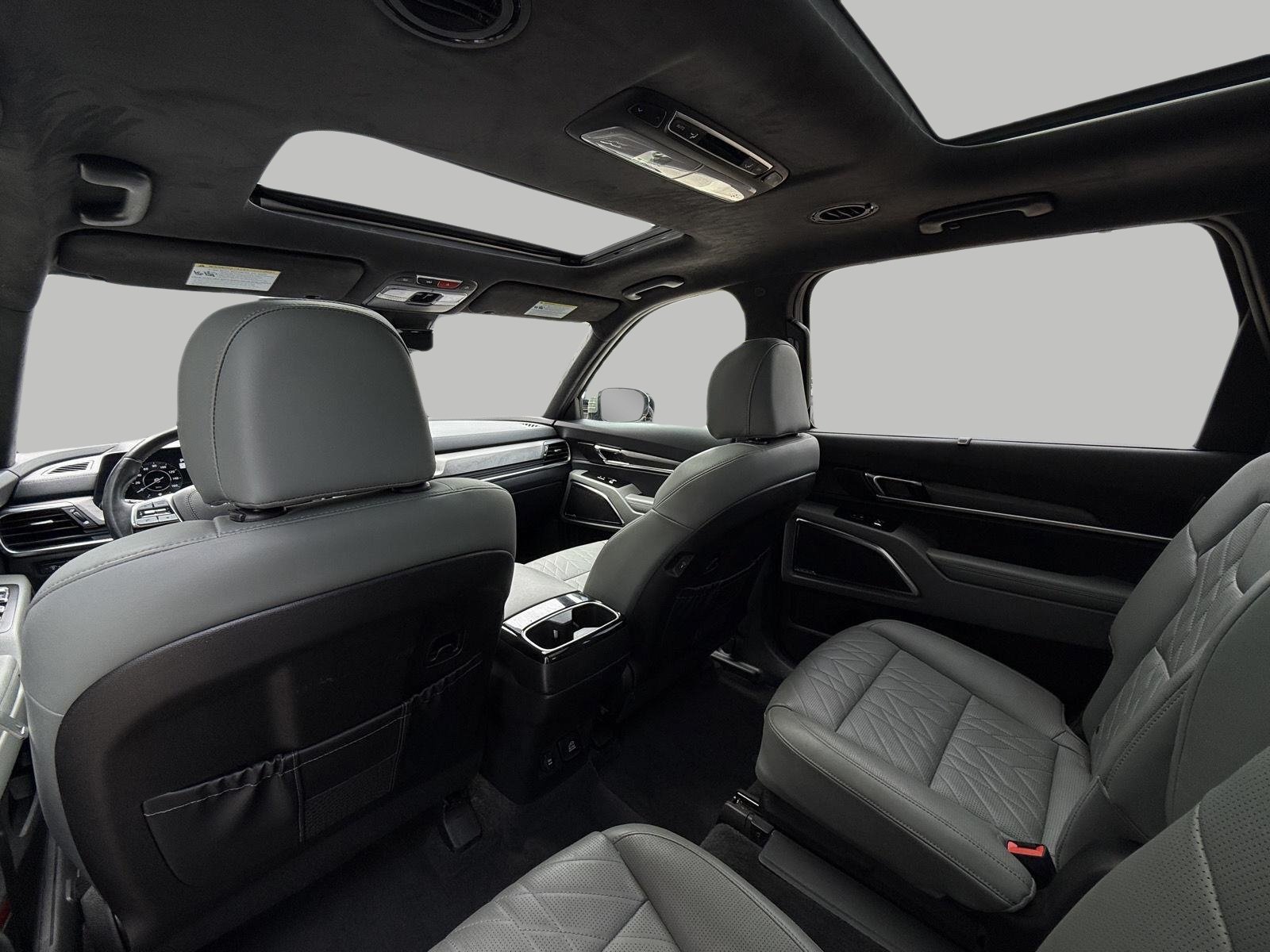 Used 2024 Kia Telluride SX Prestige X-Pro AWD/4WD image 32