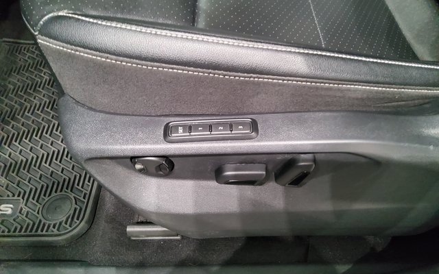 Used 2022 Volkswagen Atlas SEL R-Line image 27