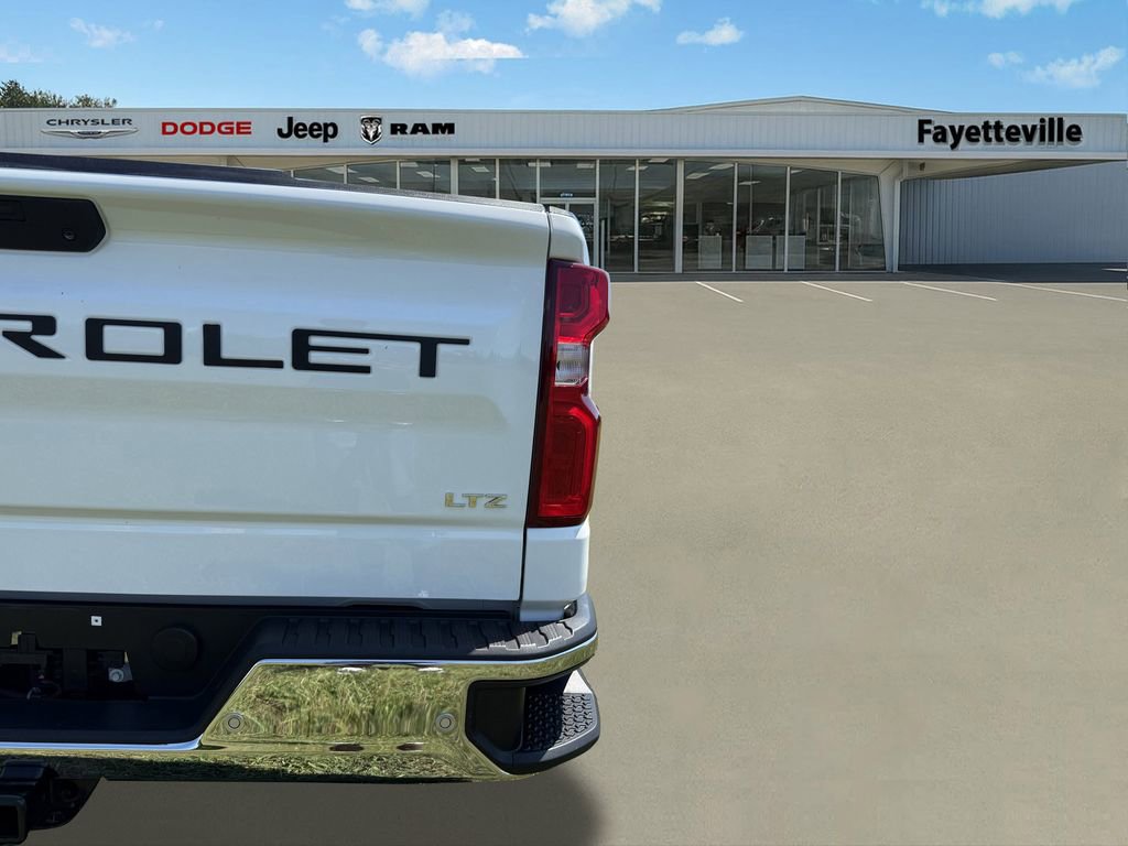 Used 2021 Chevrolet Silverado 1500 LTZ w/ Technology Package image 9