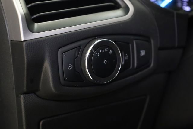 Used 2024 Ford Edge SEL image 14