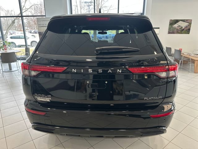 New 2026 Nissan Rogue Platinum image 2