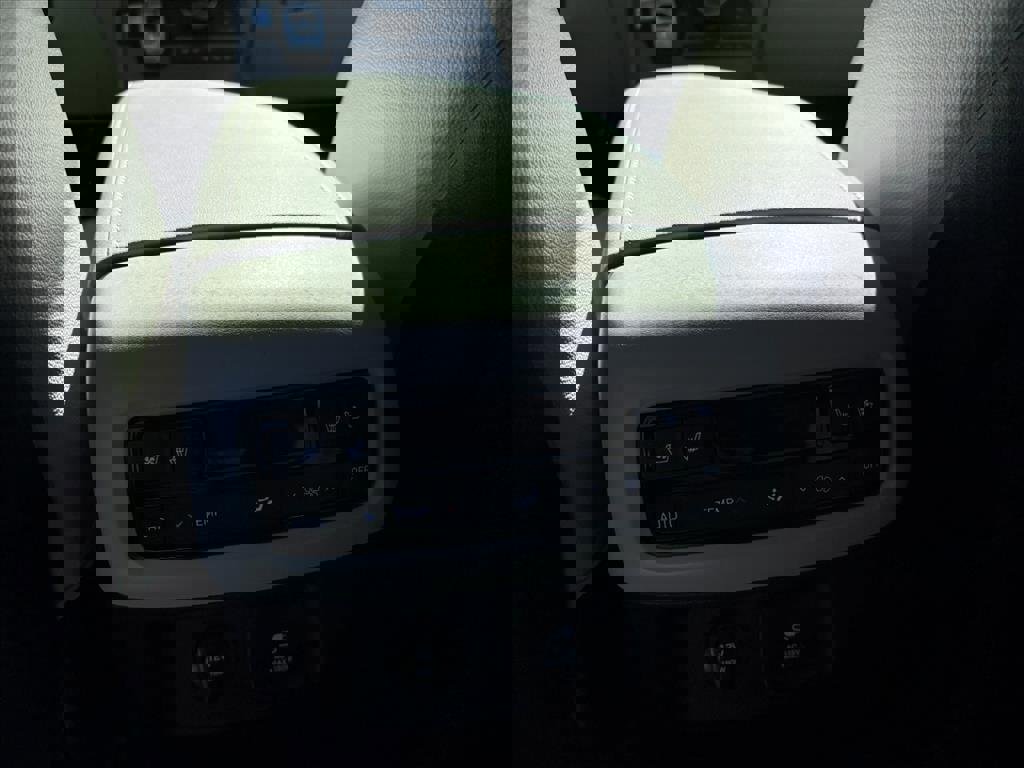 Used 2024 Hyundai Palisade Limited image 21