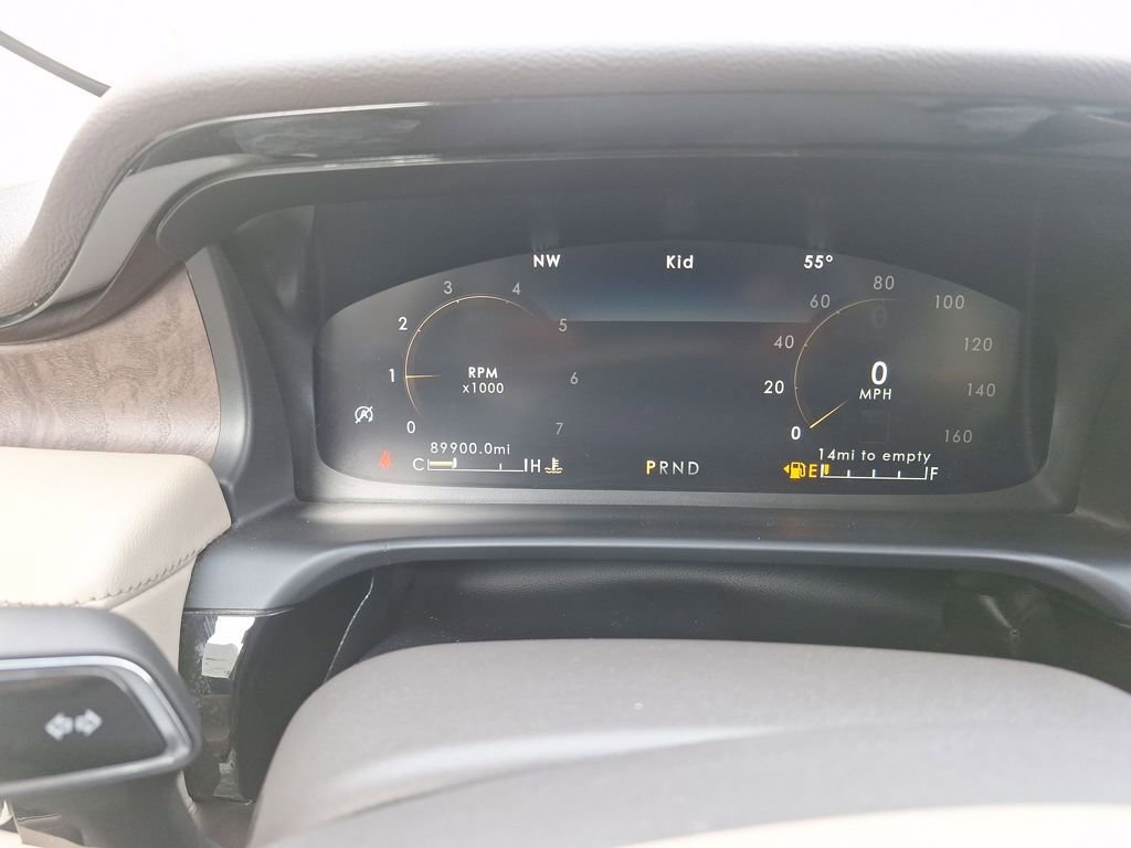 Used 2020 Lincoln Aviator Reserve w/ Equipment Group 202A image 18