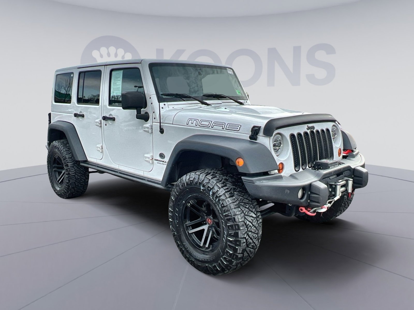 Used 2013 Jeep Wrangler Unlimited Sahara image 10