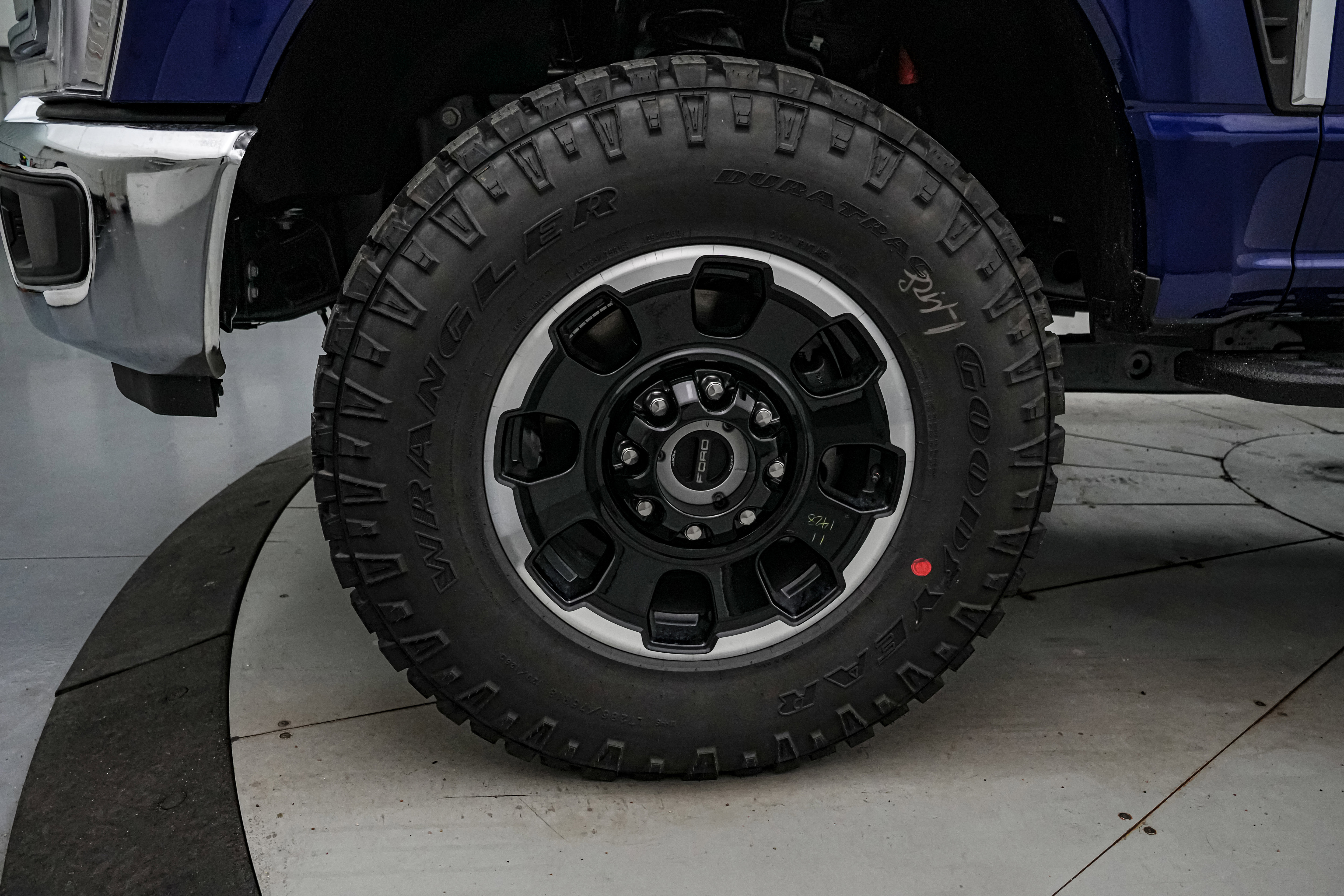 New 2026 Ford F250 Lariat w/ Tremor Off-Road Package image 11