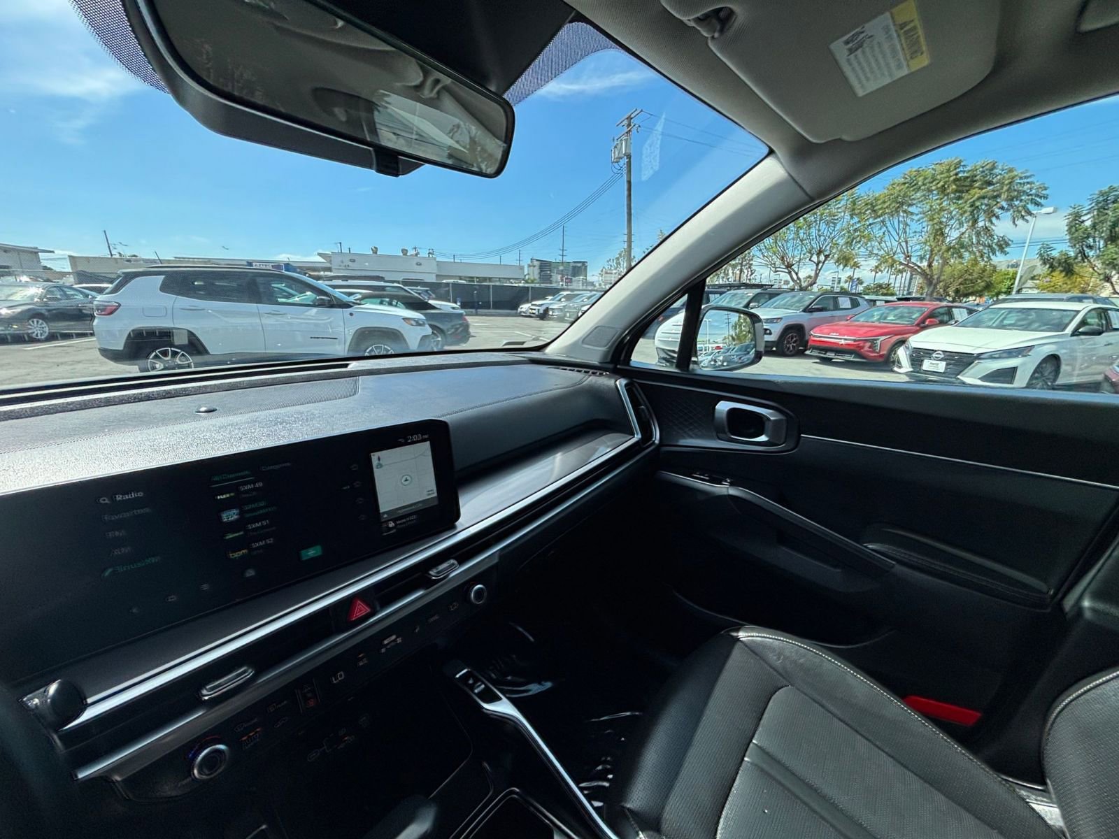 Used 2024 Kia Sorento S image 38