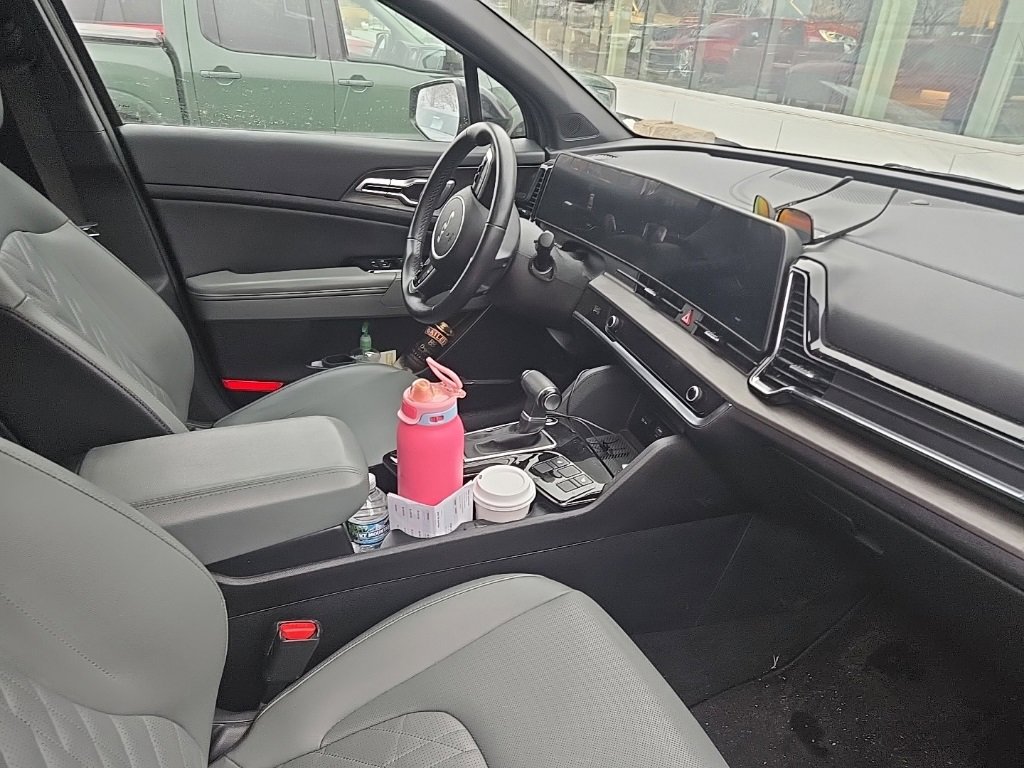 Used 2023 Kia Sportage X-Line w/ X-Line Premium Package image 2