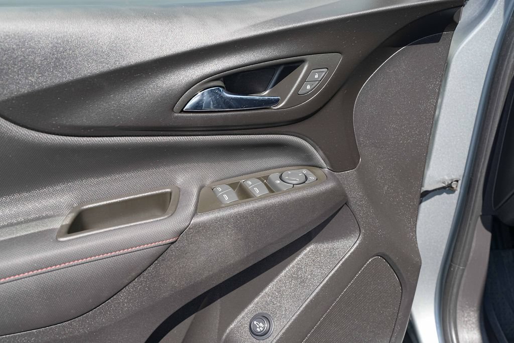 Used 2024 Chevrolet Equinox RS w/ LPO, Floor Liner Package AWD/4WD image 27