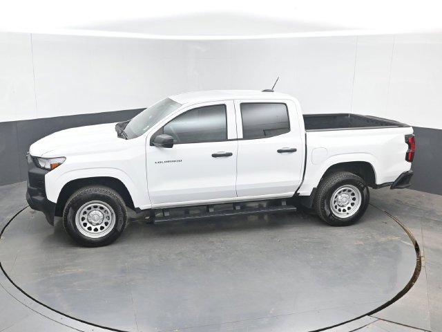 Used 2025 Chevrolet Colorado W/T RWD image 34