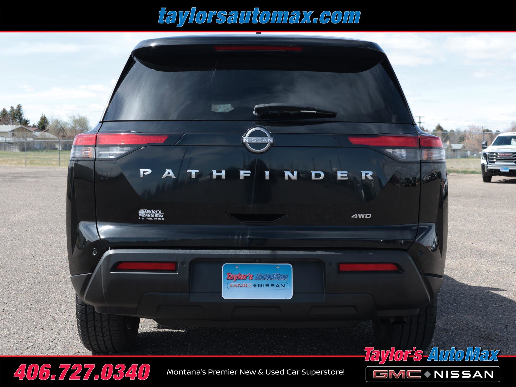 Used 2024 Nissan Pathfinder S image 39