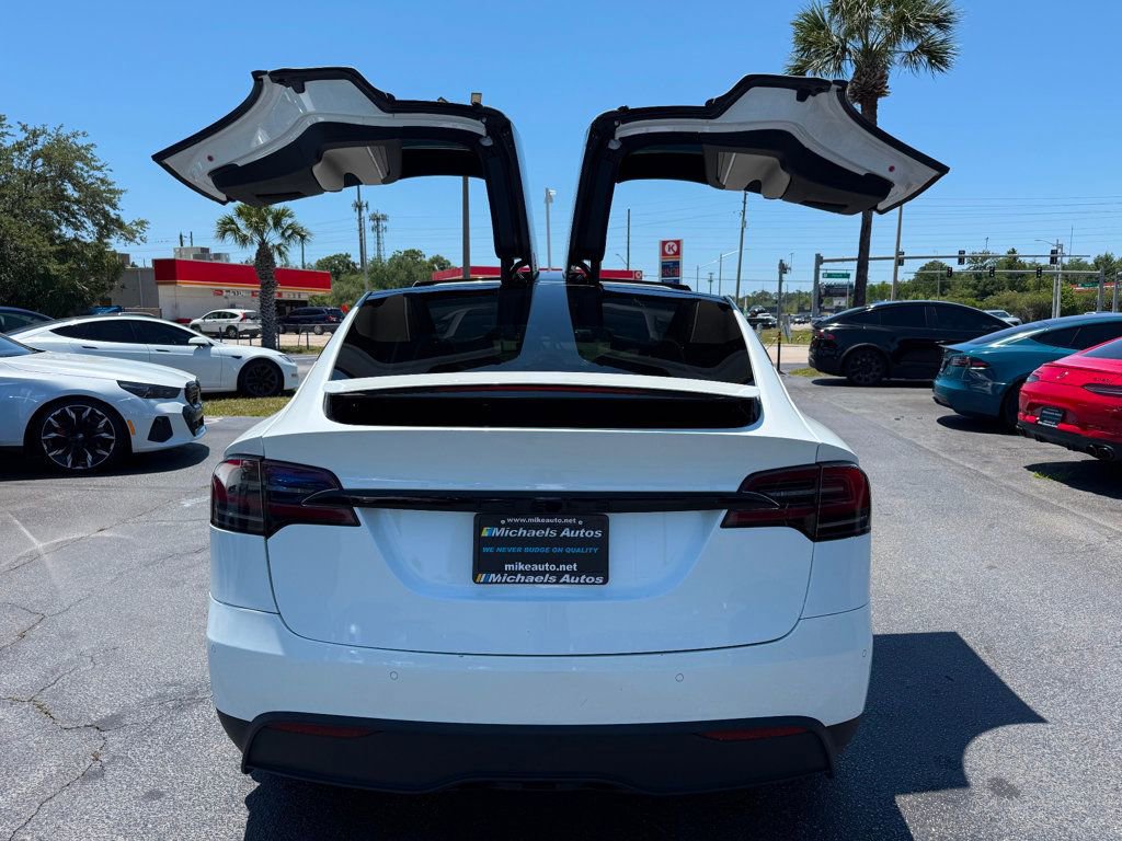 Used 2022 Tesla Model X AWD/4WD image 6
