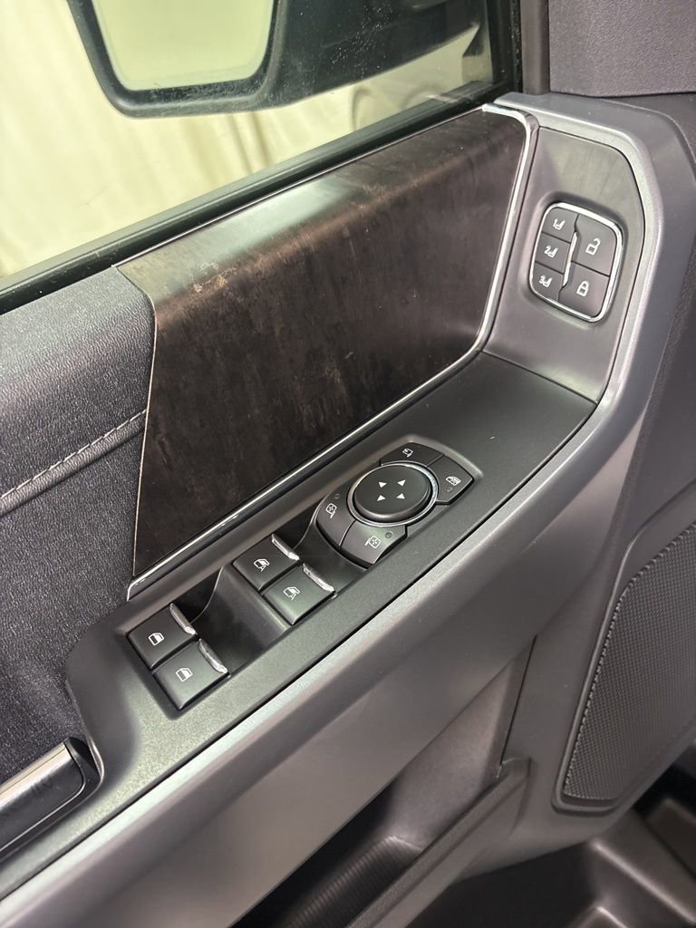 Used 2022 Ford F150 Lariat w/ Max Trailer Tow Package image 20