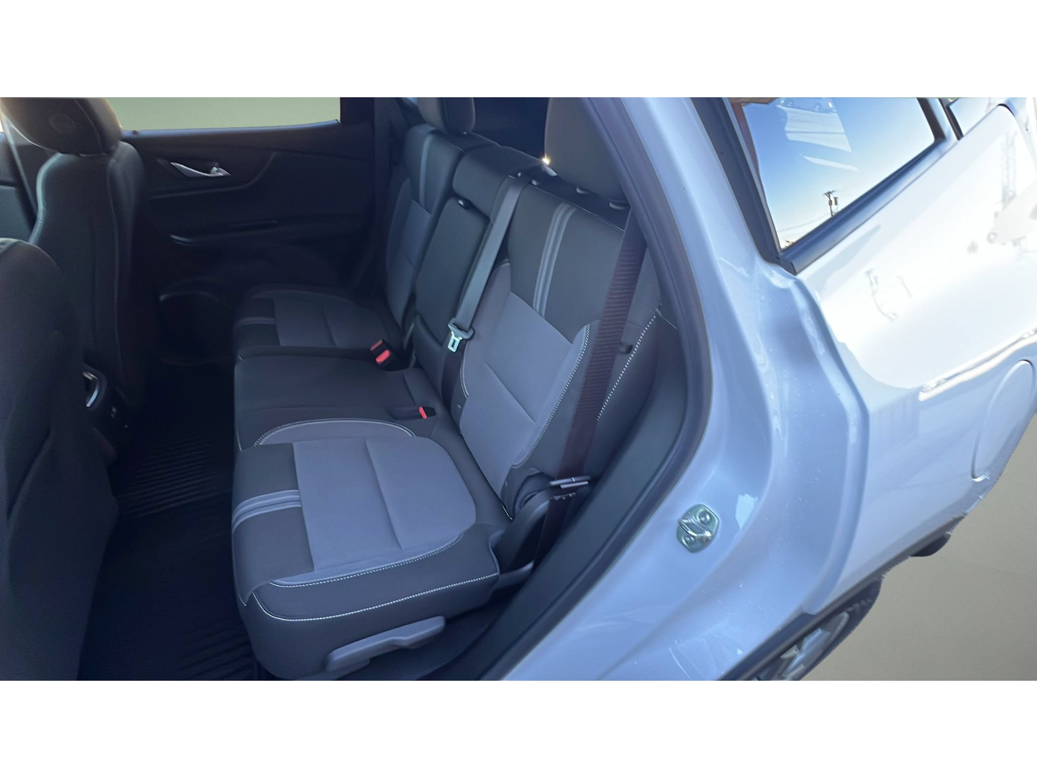 Certified 2025 Chevrolet Blazer LT w/ Convenience Package AWD/4WD image 28