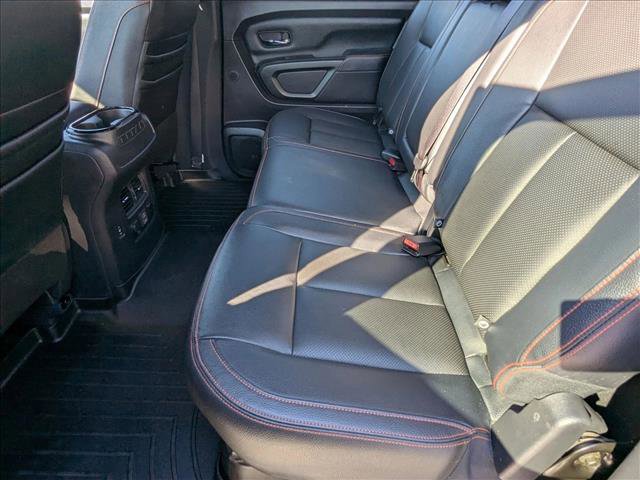 Used 2020 Nissan Titan PRO-4X w/ Pro-4x Convenience Package image 18
