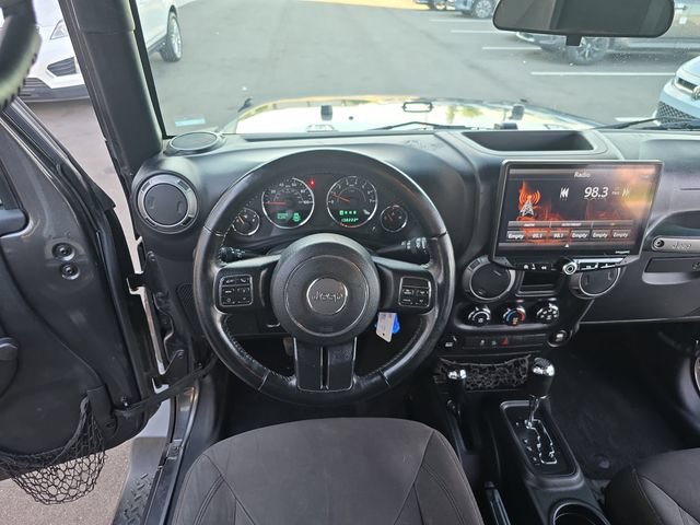 Used 2017 Jeep Wrangler Unlimited Sport w/ Connectivity Group AWD/4WD image 15