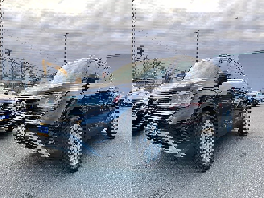 Used 2022 Volkswagen Atlas SE w/ Panoramic Sunroof Package image 4