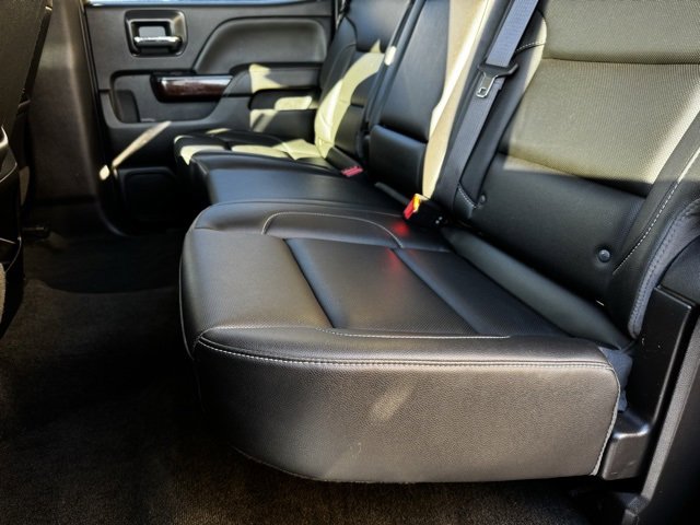 Used 2017 GMC Sierra 3500 SLT w/ Duramax Plus Package image 6