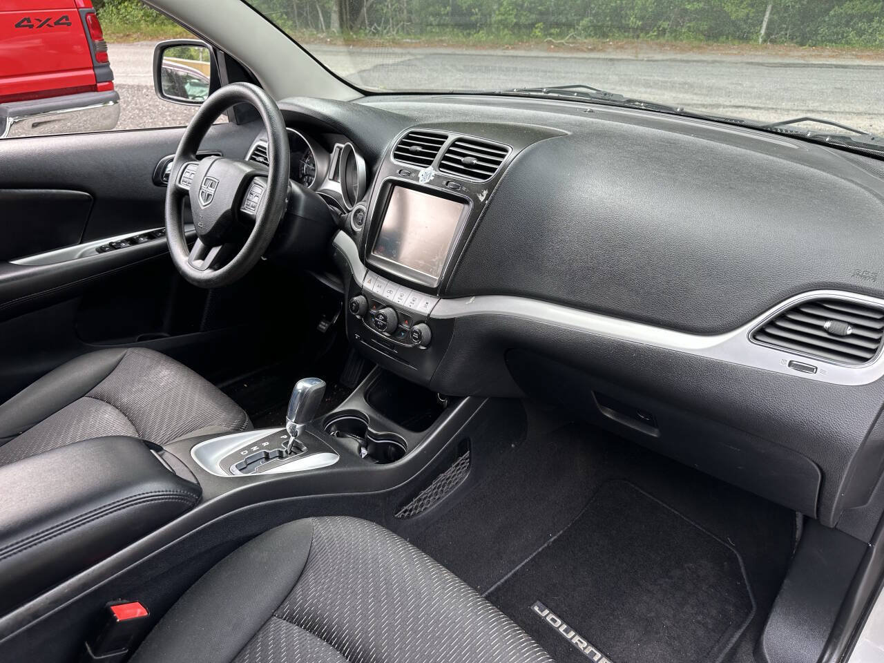 Used 2011 Dodge Journey Mainstreet w/ Safe & Sound Group FWD image 8