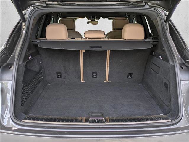 Used 2021 Porsche Cayenne image 6