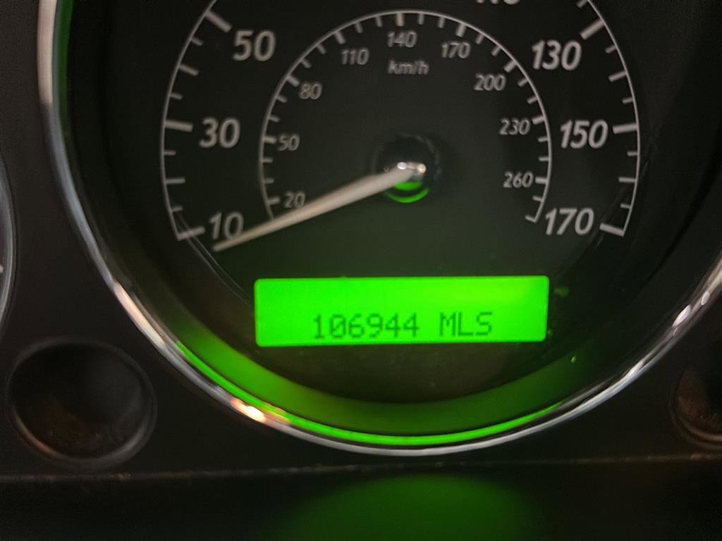 Used 2004 Jaguar XJ8 image 14