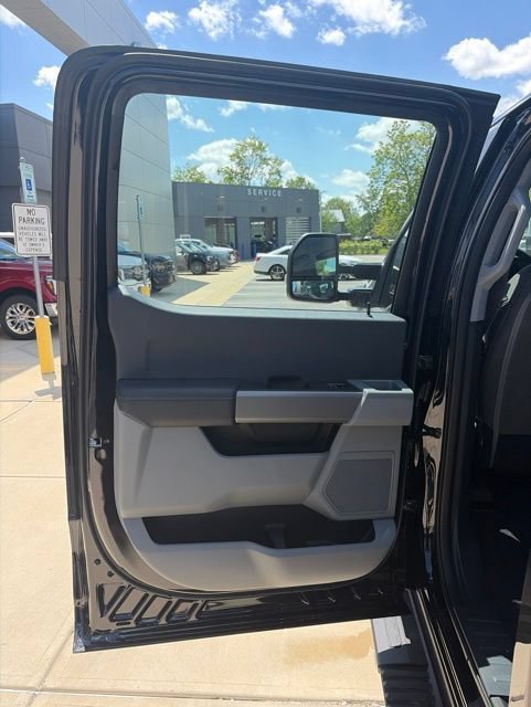 New 2026 Ford F250 XL w/ STX Appearance Package AWD/4WD image 23