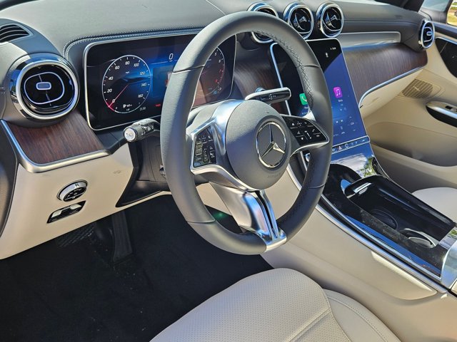New 2027 Mercedes-Benz GLC 300 image 3