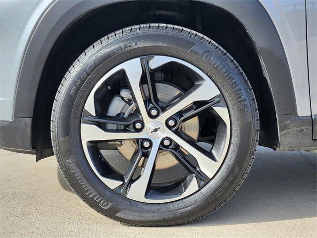Certified 2024 Chevrolet Trax RS w/ Driver Confidence Package image 11