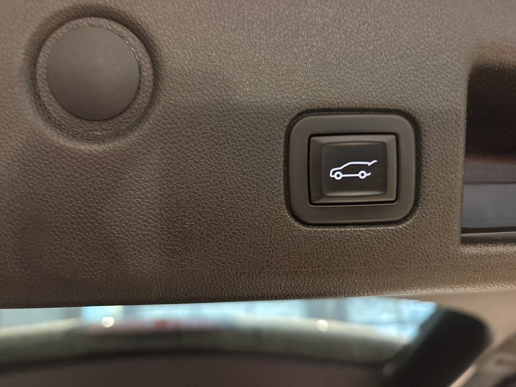 Certified 2019 Chevrolet Equinox Premier image 16