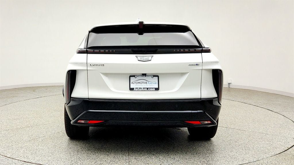 Used 2024 Cadillac Lyriq Sport RWD image 6