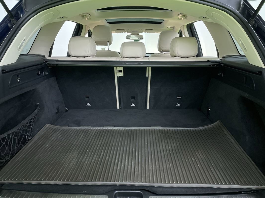 Used 2018 Mercedes-Benz GLC 300 4MATIC image 29