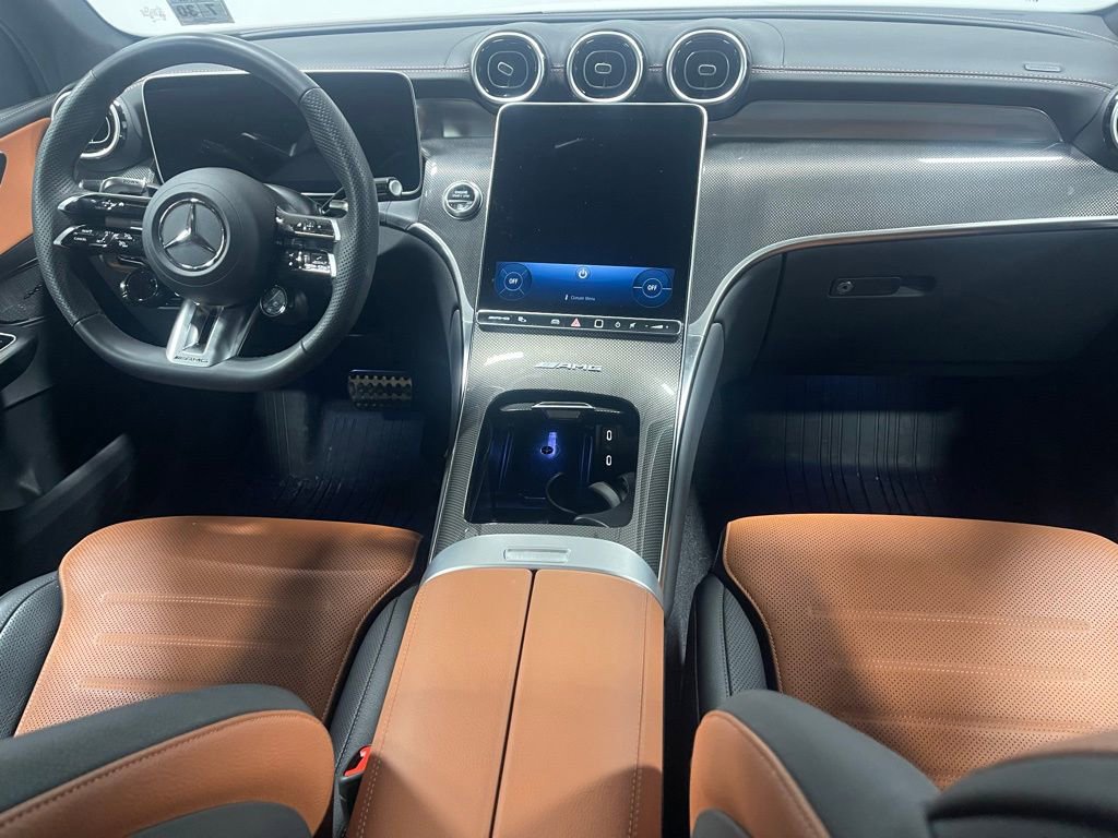 Used 2025 Mercedes-Benz GLC 43 AMG 4MATIC image 29
