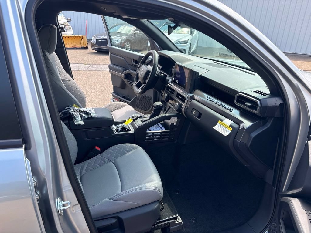 Used 2026 Toyota Tacoma 4x4 Double Cab image 18