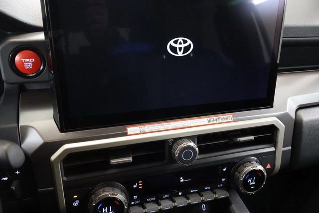 New 2025 Toyota Tacoma TRD Off-Road AWD/4WD image 19