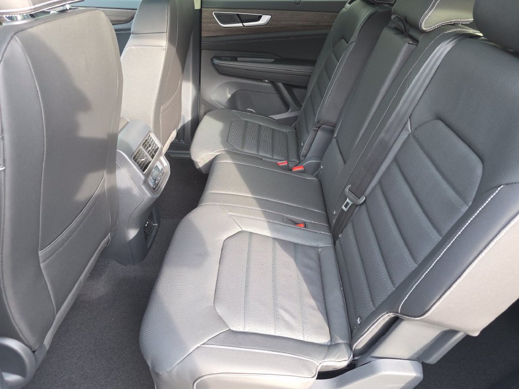 New 2026 Volkswagen Atlas SEL AWD/4WD image 14