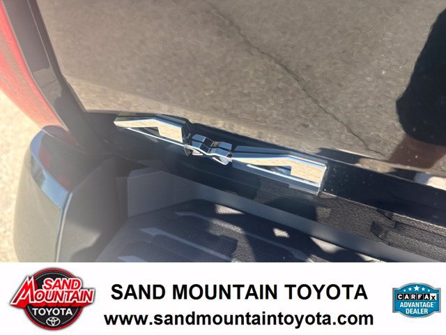 Used 2026 Toyota Tundra Limited AWD/4WD image 10