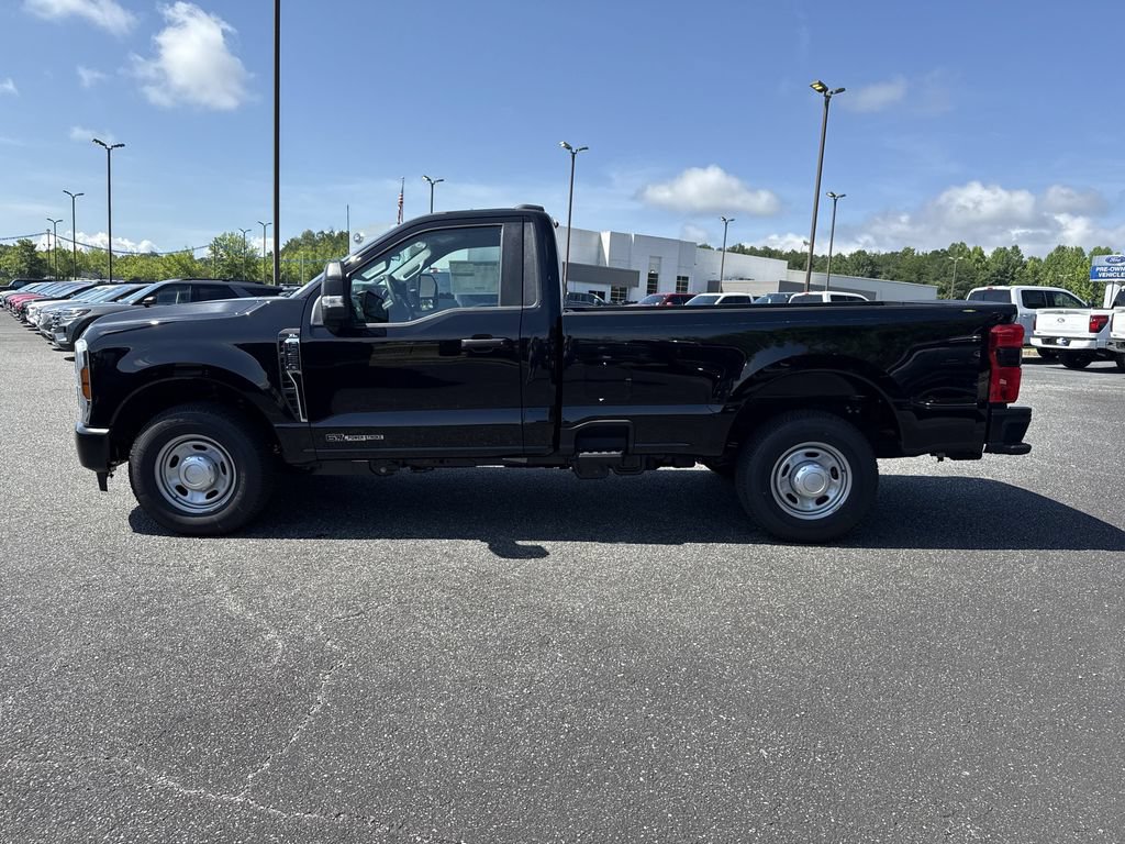 New 2025 Ford F350 XL w/ 360-Degree Camera Package RWD image 4
